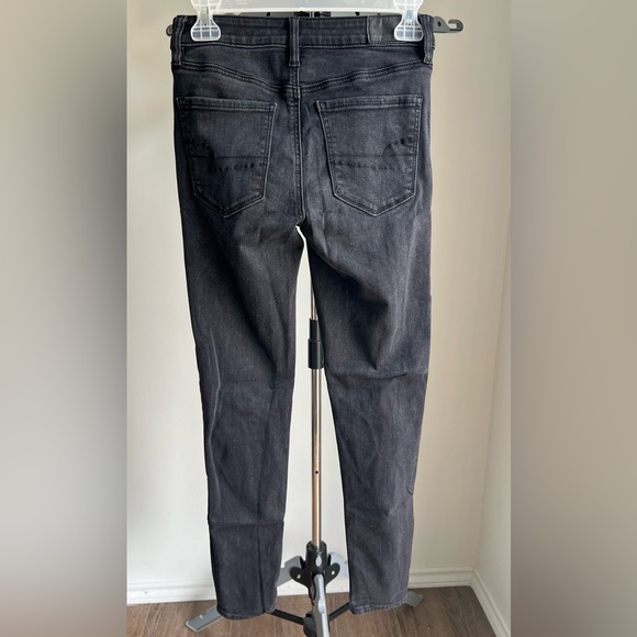 American Eagle Jeans - Picture 2 of 4